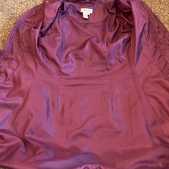 D & Y TRENCH COAT - Picture 12 of 12